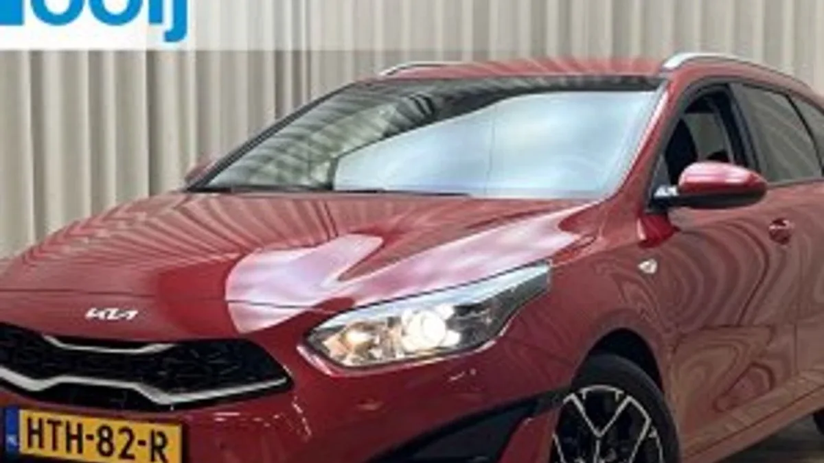 Kia Ceed Sportswagon (2024) — foto 1