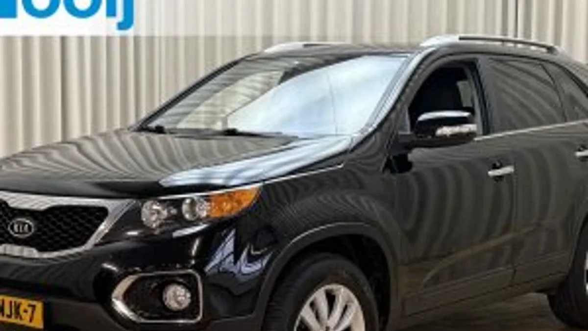 Kia Sorento (2010) — foto 1