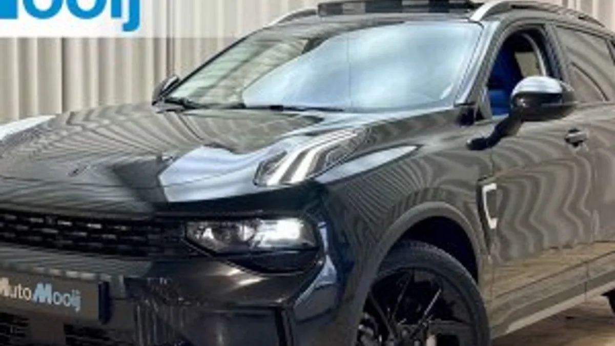 Lynk & Co 01 (2022) — foto 1