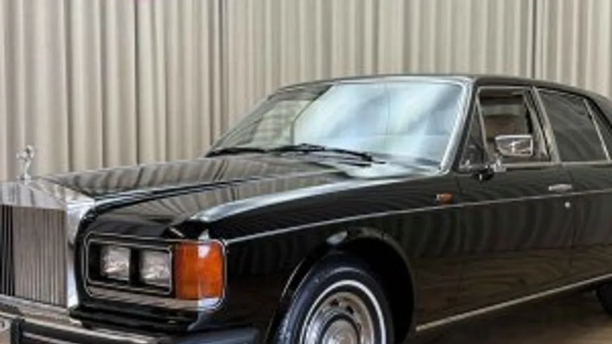 Rolls-Royce Silver Spirit (1987) — foto 1