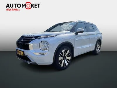 Mitsubishi Outlander (2025) — foto 1