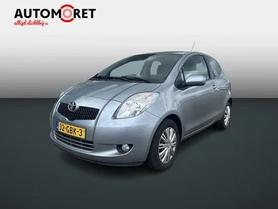 Toyota Yaris (2008) — foto 1