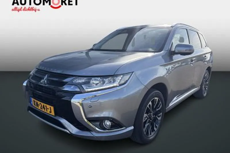 Mitsubishi Outlander (2015)
