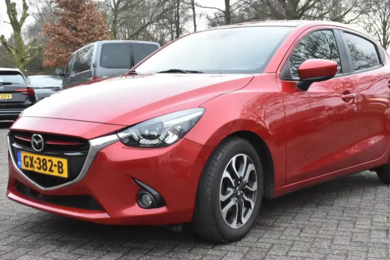 Mazda 2 (2015)