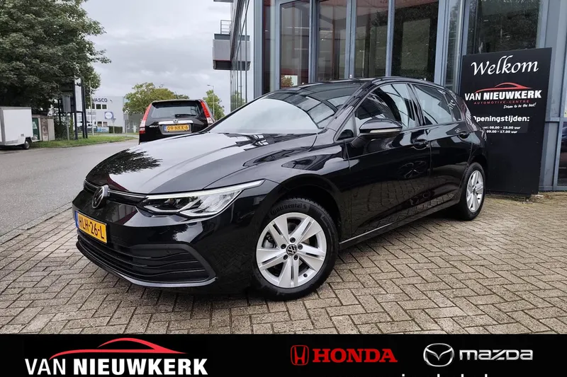 Volkswagen Golf (2022)