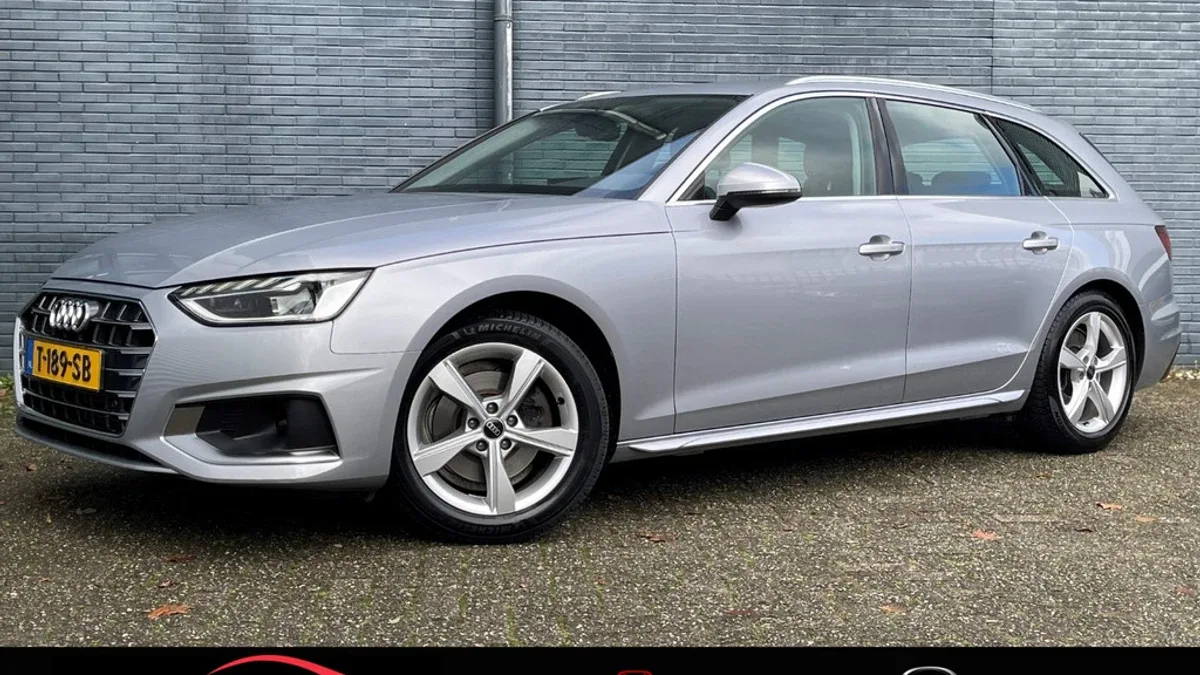 Audi A4 (2023) — foto 1