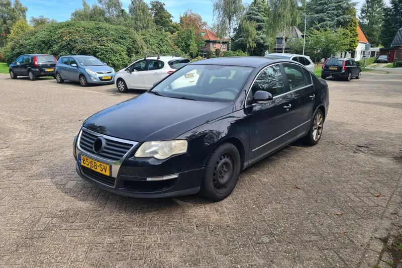 Volkswagen Passat (2005)