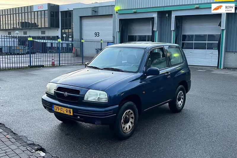 Suzuki Grand Vitara (2000)