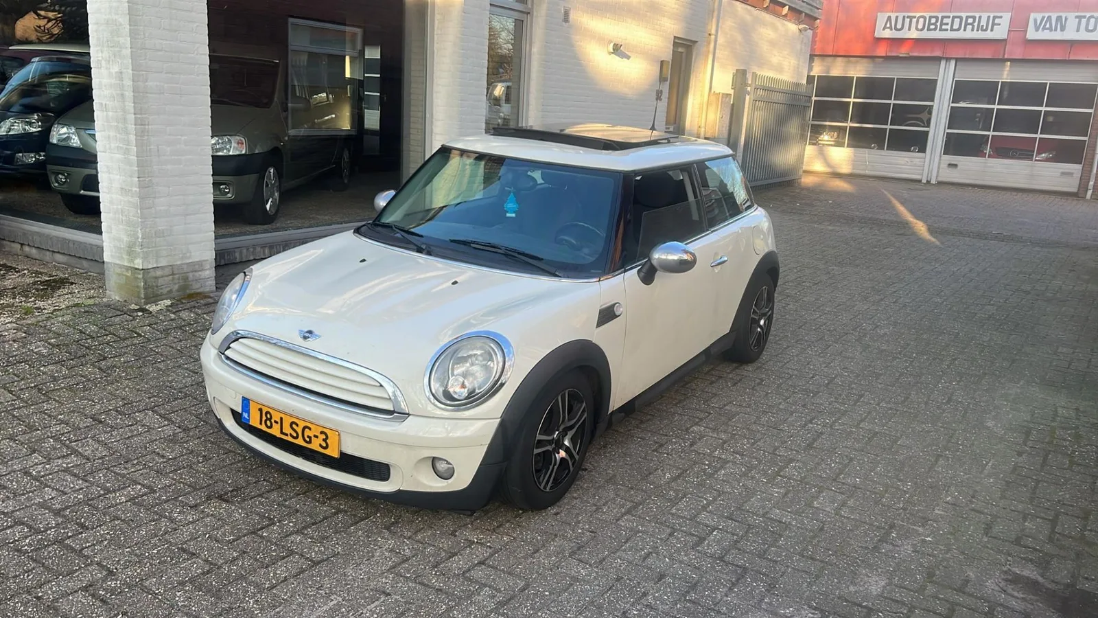 MINI One (2010) — foto 1