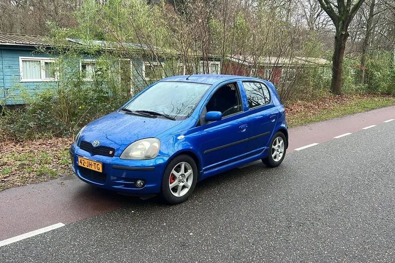 Toyota Yaris (2002)