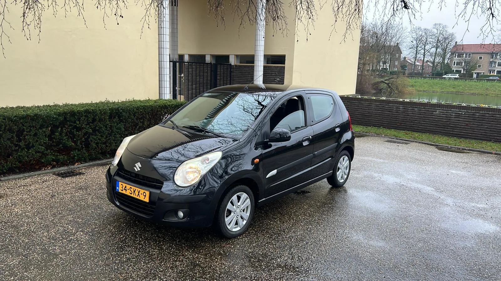 Suzuki Alto (2011) — foto 1