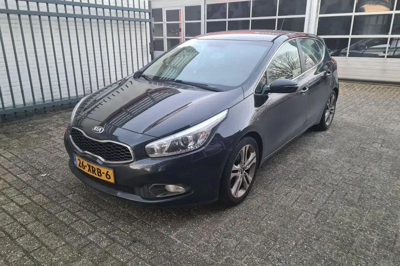 Kia Cee'd (2012)