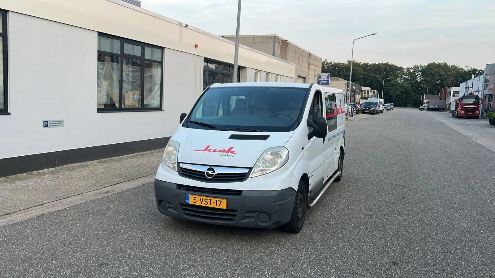Opel Vivaro (2012) — foto 1