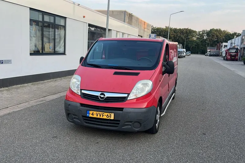 Opel Vivaro (2012)