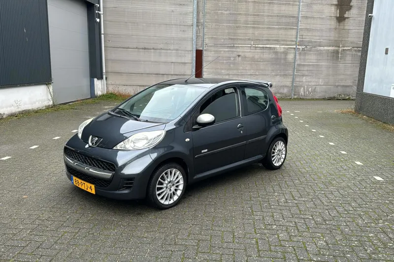 Peugeot 107 (2011)
