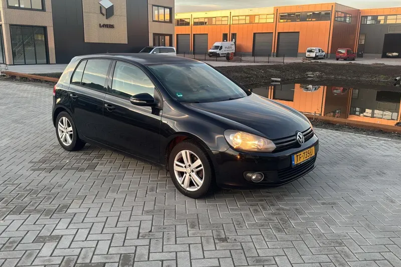 Volkswagen Golf (2012)