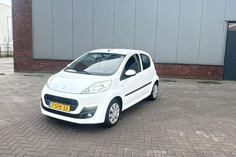 Peugeot 107 (2013)