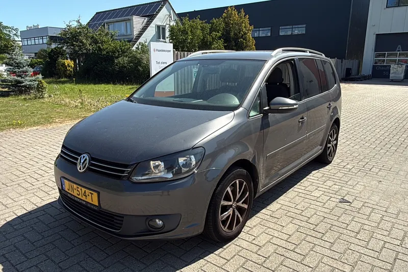 Volkswagen Touran (2012)