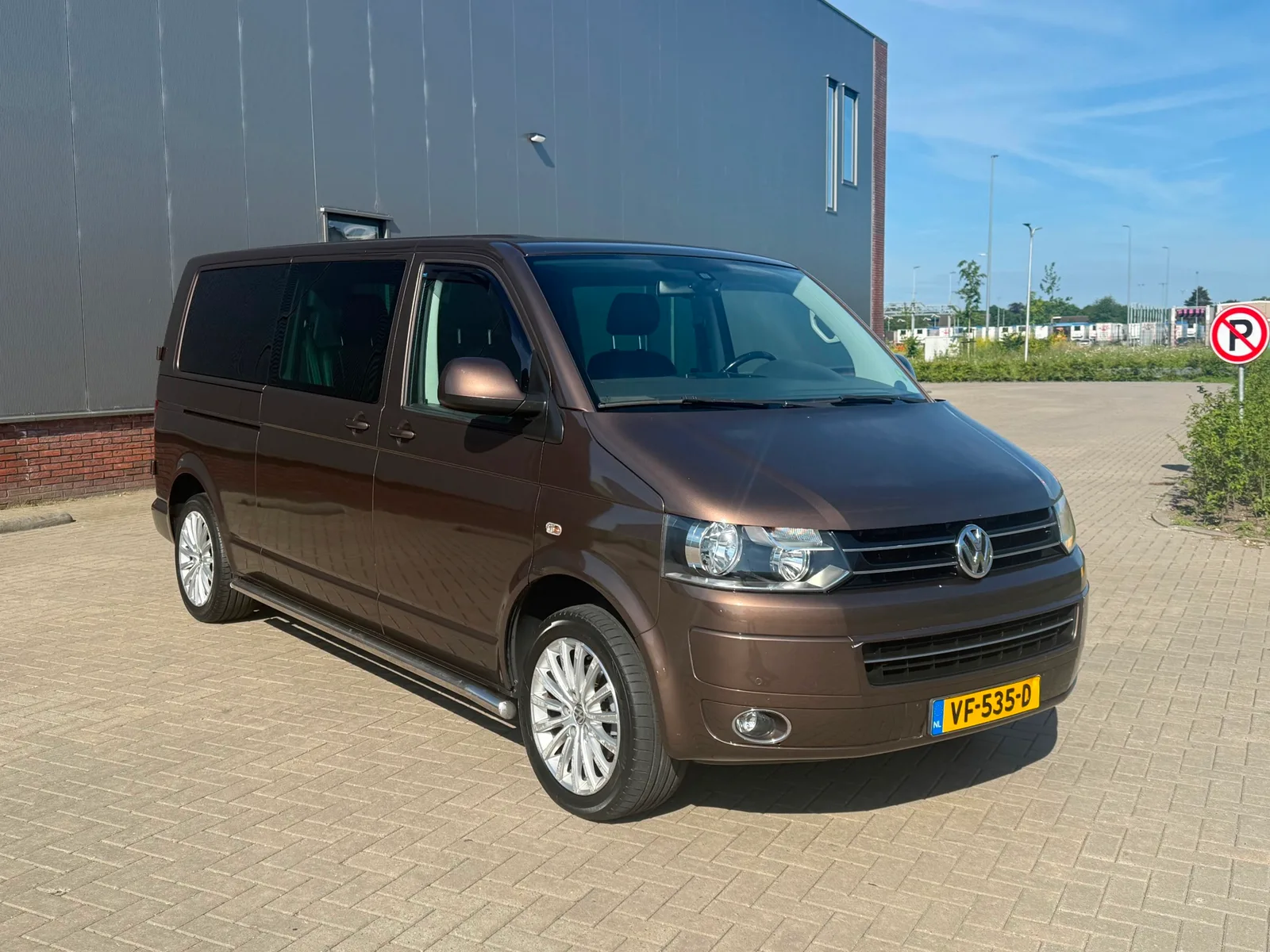 Volkswagen Transporter (2013) — foto 1