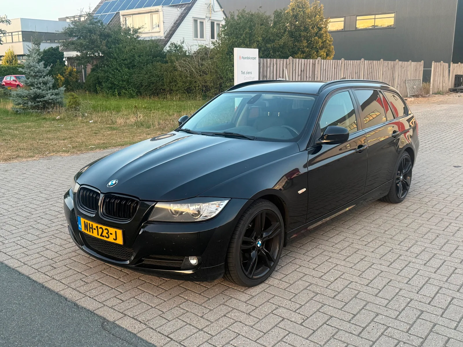BMW 3-Serie (2011) — foto 1