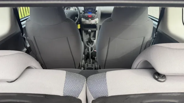 Peugeot 107 (2007) — foto 1