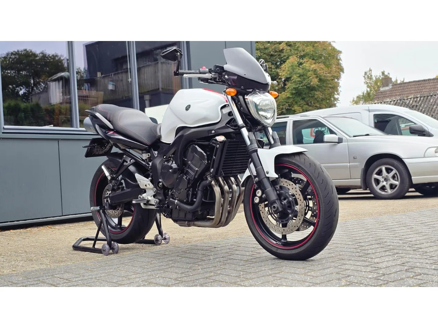 Yamaha FZ6 Fazer (2008) — foto 1