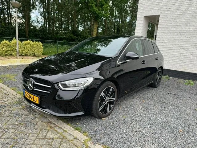 Mercedes-Benz B-Klasse (2019) — foto 1