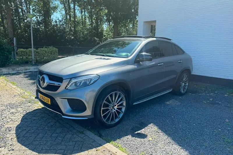 Mercedes-Benz GLE (2017)