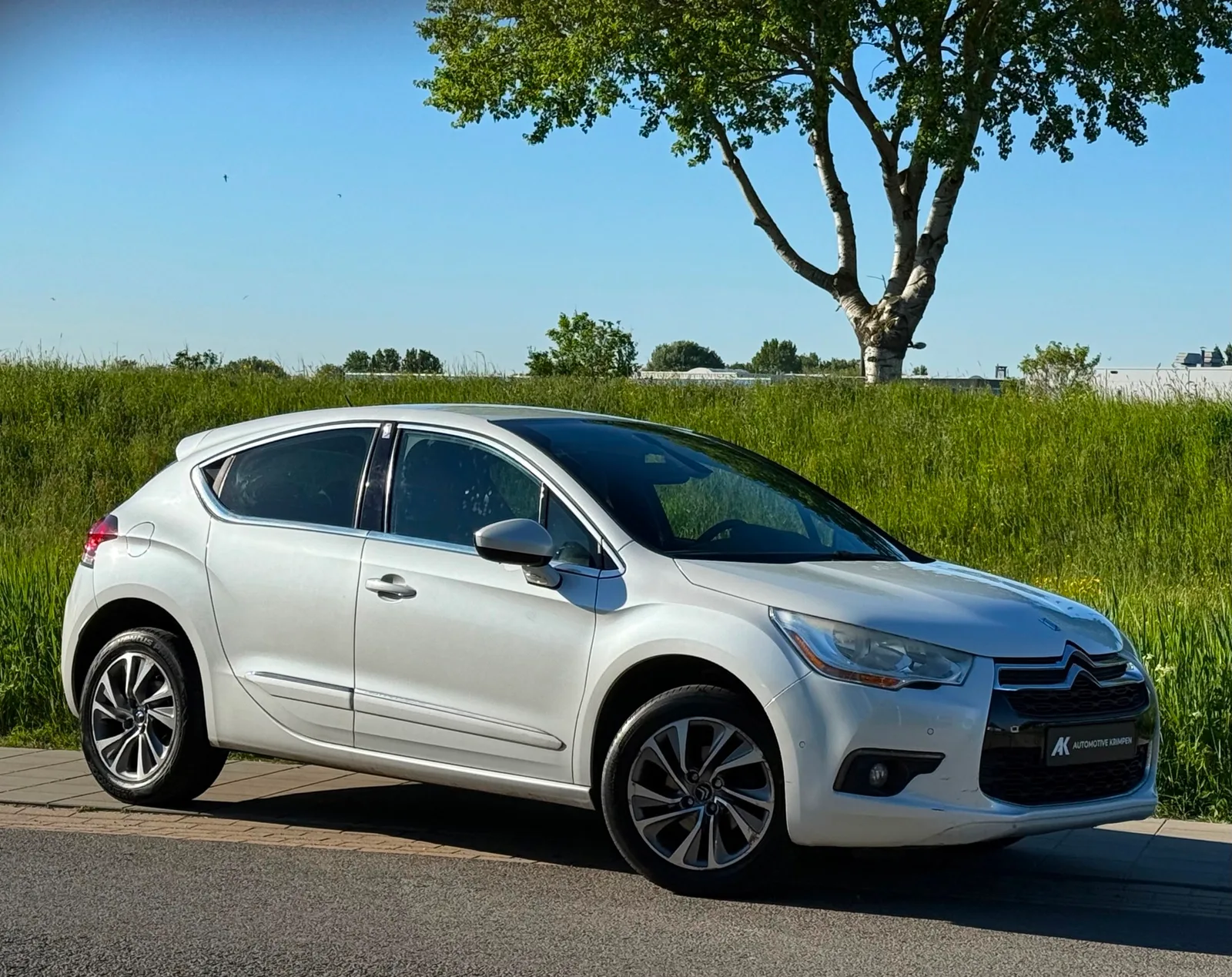 Citroën DS4 (2011) — foto 1