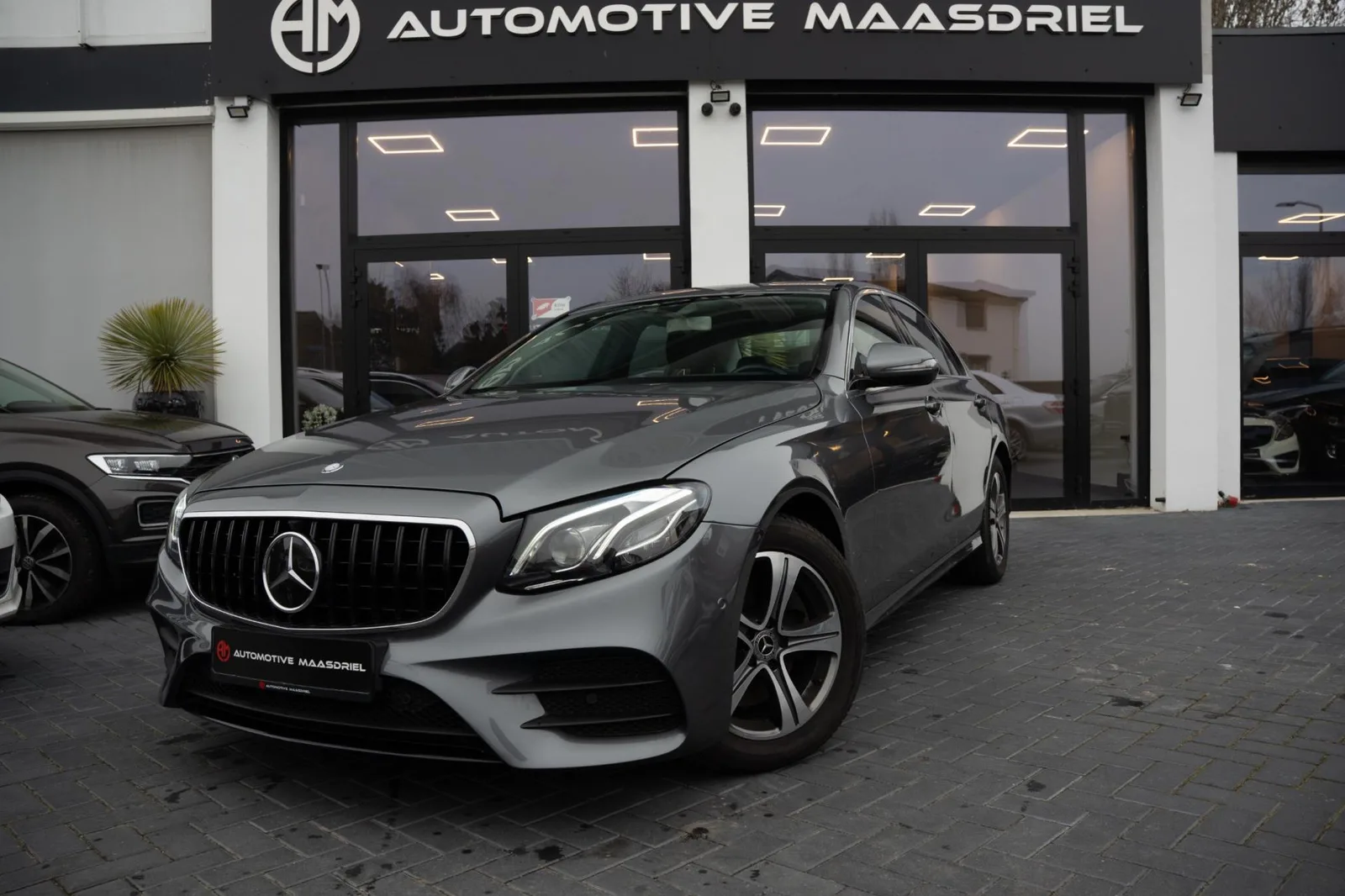 Mercedes-Benz E-Klasse (0) — foto 1