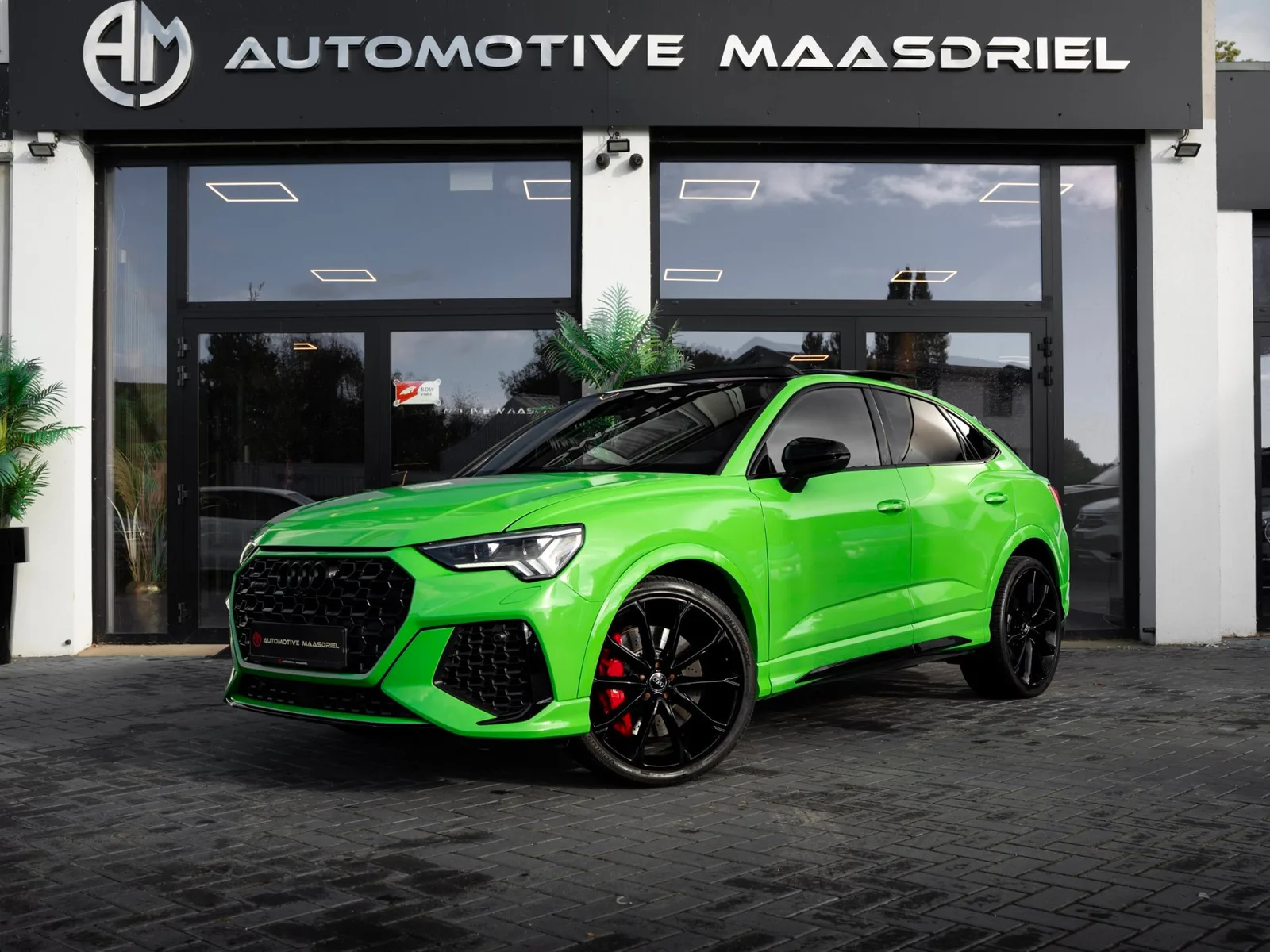 Audi Q3 Sportback (2020) — foto 1
