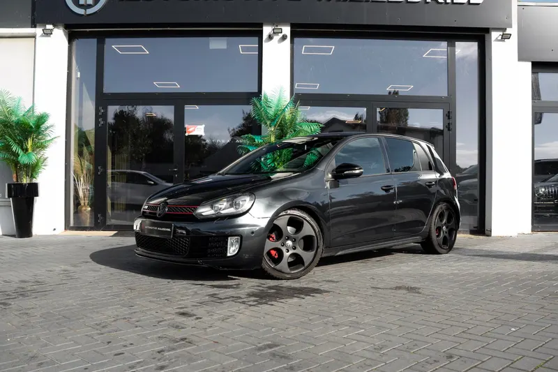 Volkswagen Golf (2010)