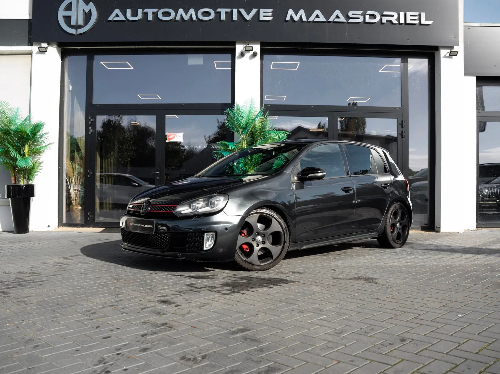 Volkswagen Golf (2010) — foto 1