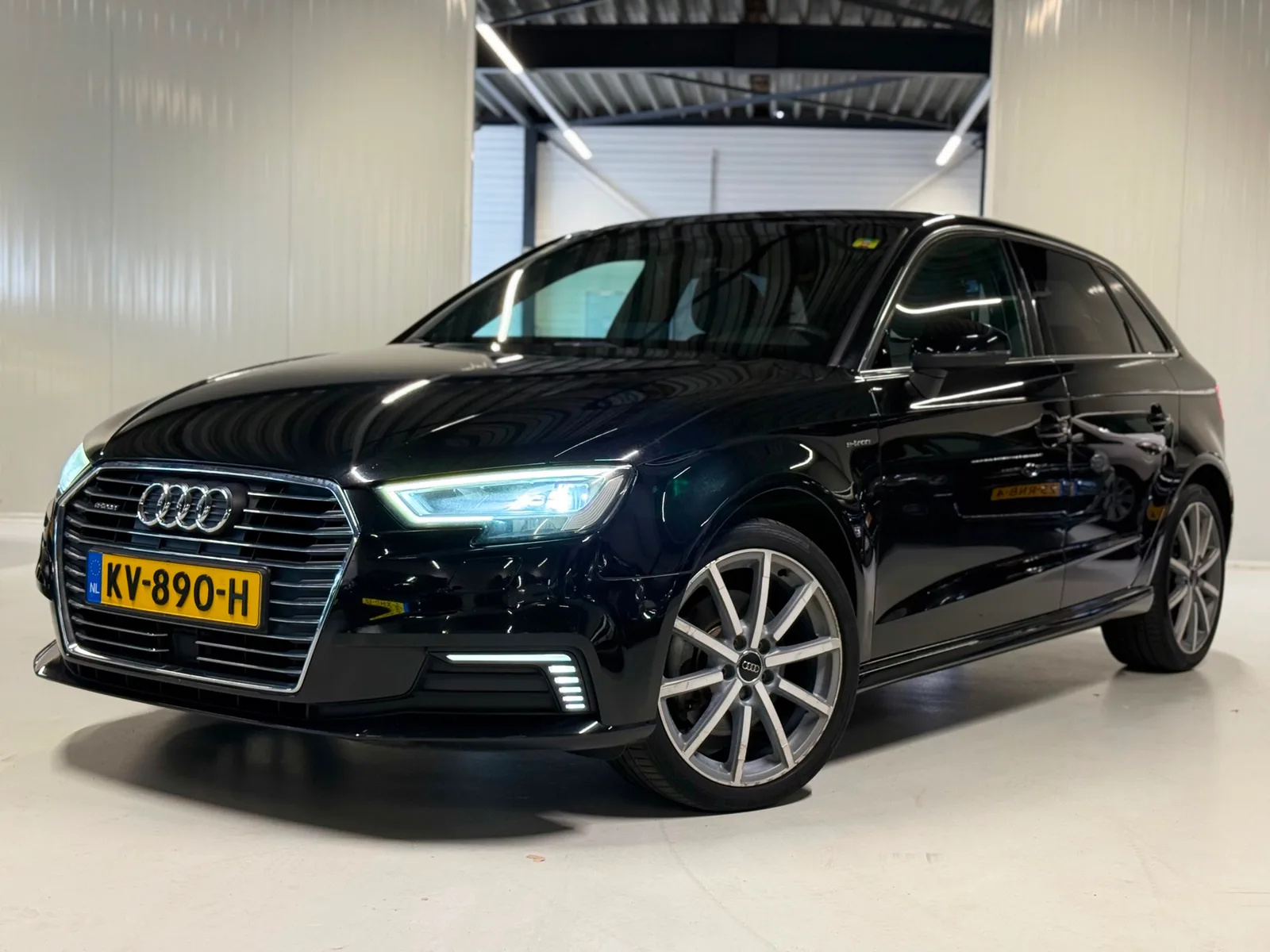 Audi A3 (2016) — foto 1