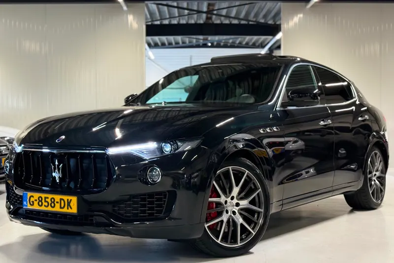 Maserati Levante (2017)