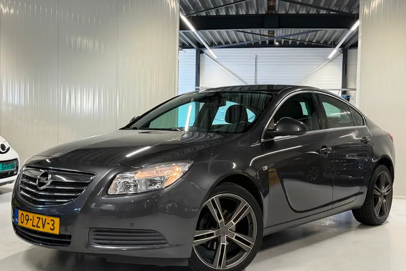 Opel Insignia (2010)