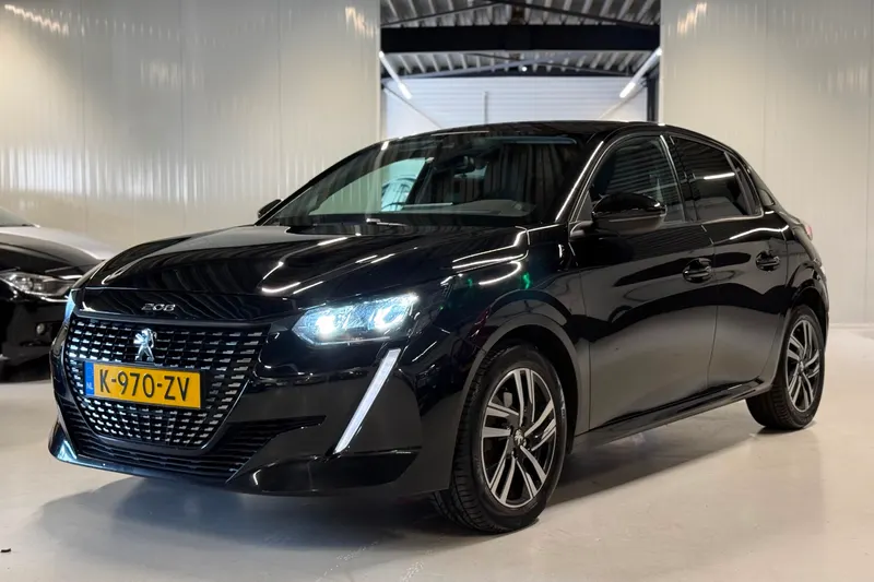 Peugeot 208 (2021)
