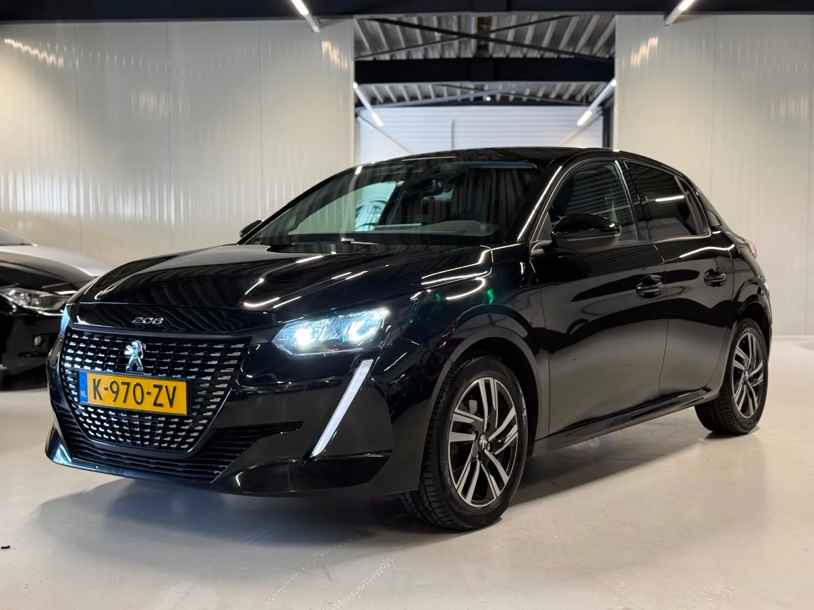 Peugeot 208 (2021) — foto 1
