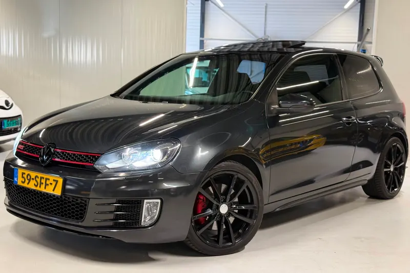 Volkswagen Golf (2010)