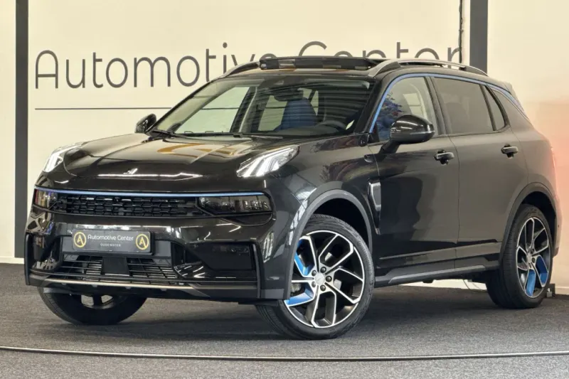 Lynk & Co 01 (2024)