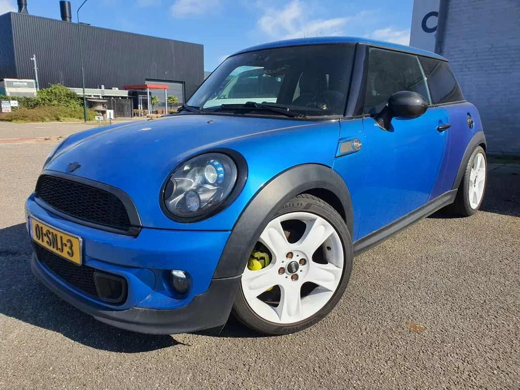 MINI One (2011) — foto 1