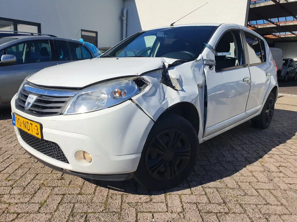 Dacia Sandero (2010) — foto 1