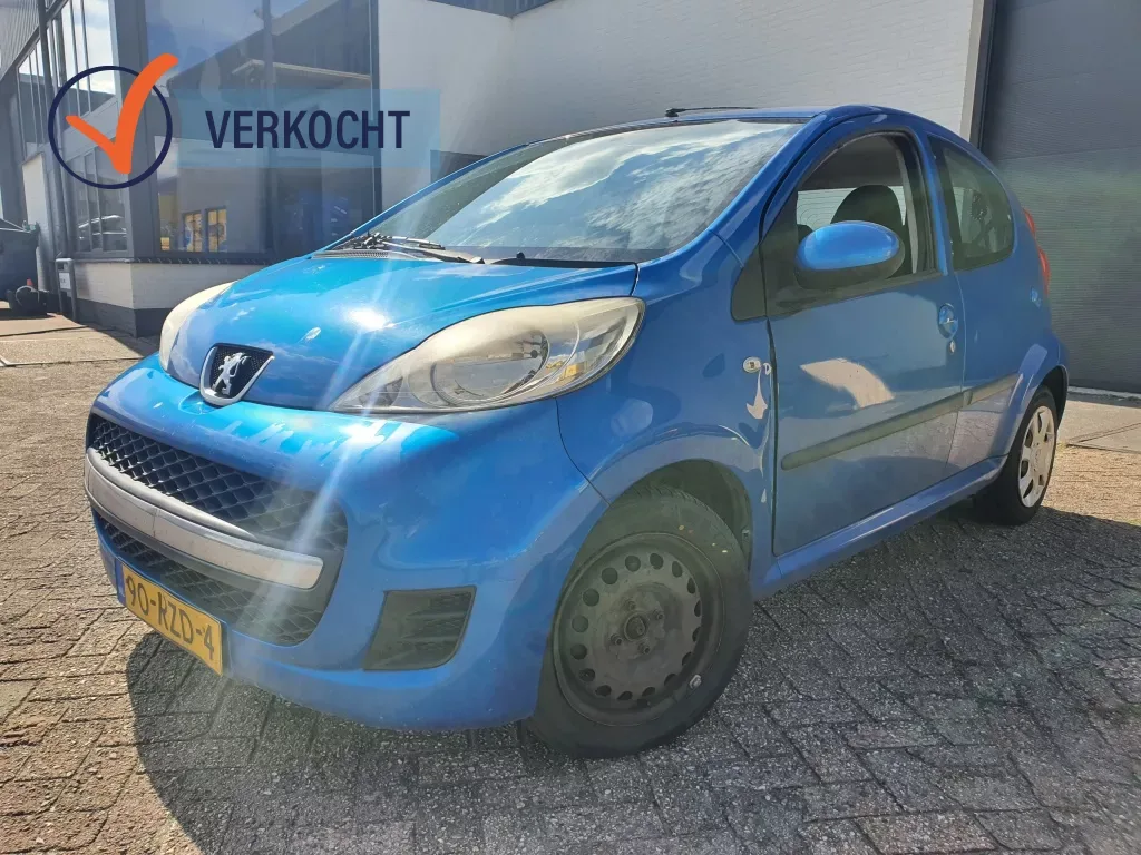 Peugeot 107 (2011) — foto 1