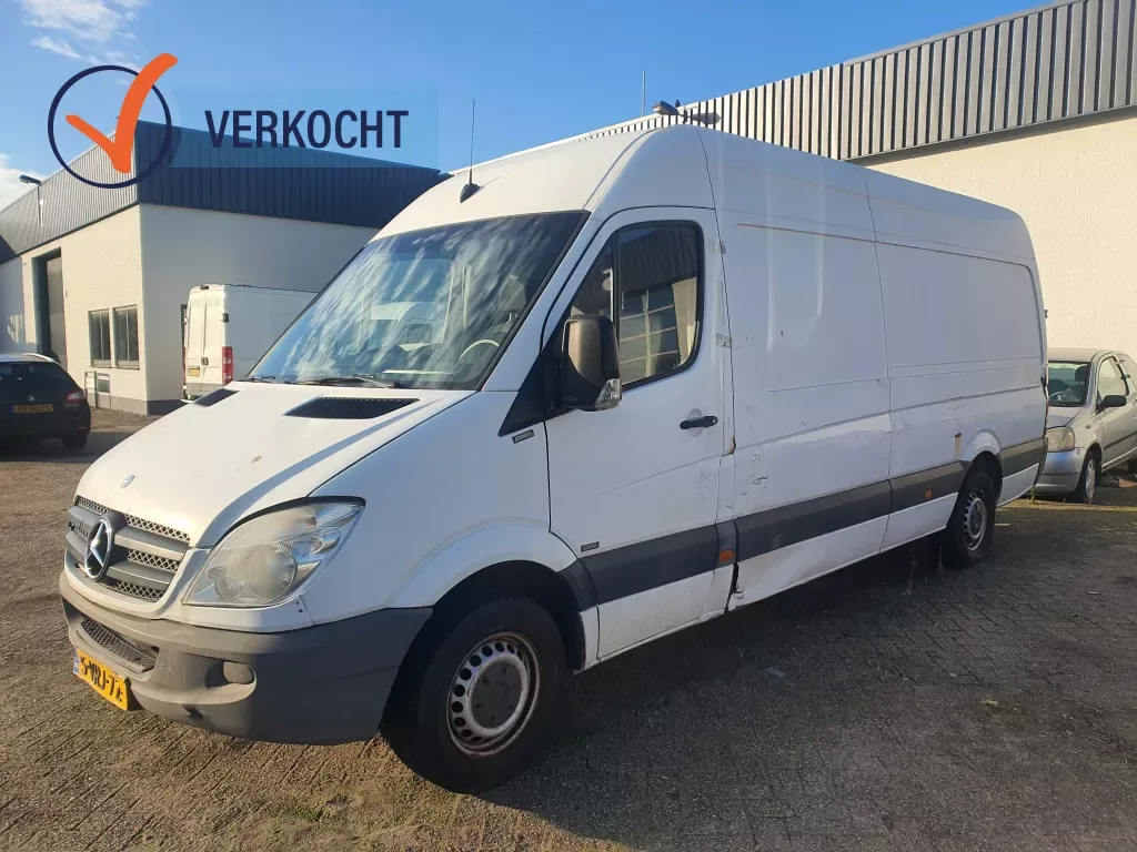 Mercedes-Benz Sprinter (2011) — foto 1