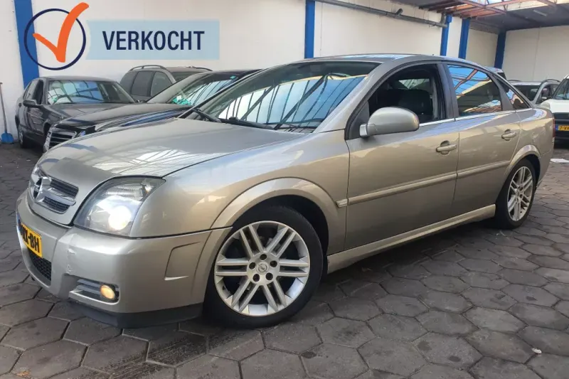 Opel Vectra (2004)