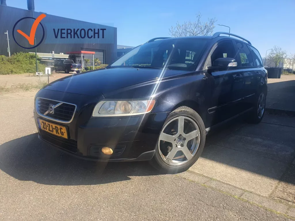 Volvo V50 (2008) — foto 1