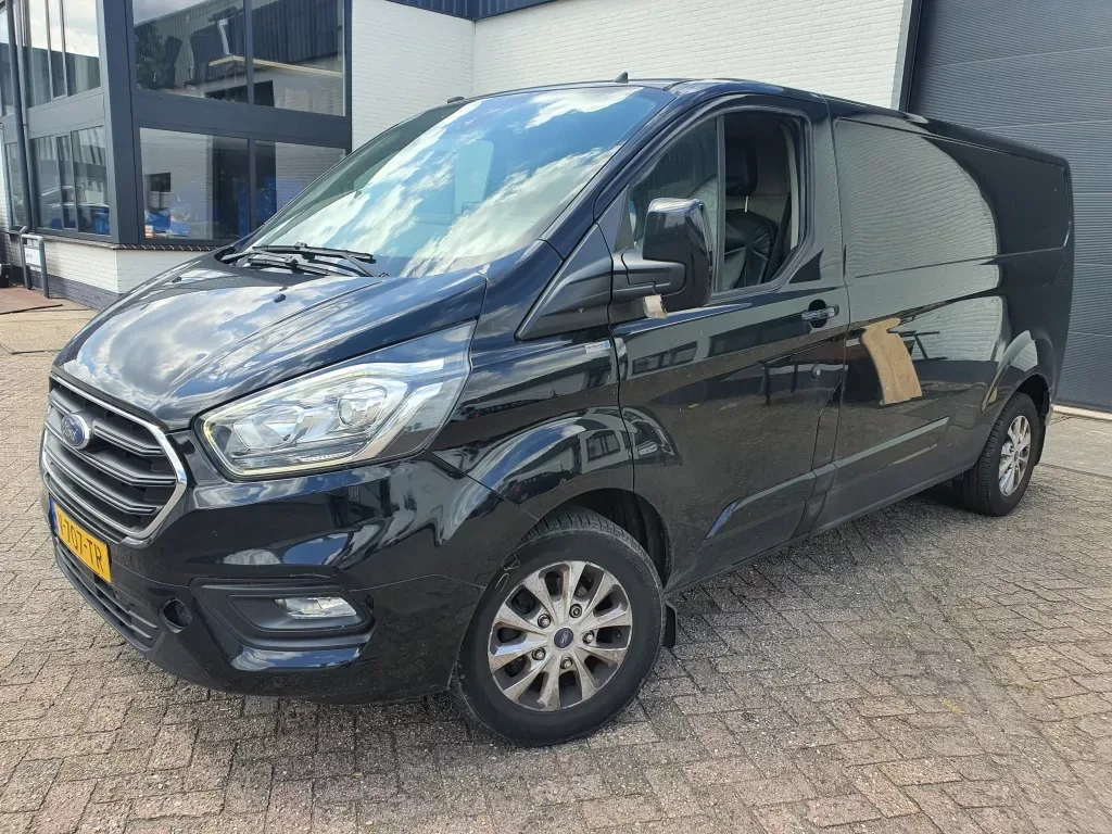 Ford Transit Custom (2018) — foto 1