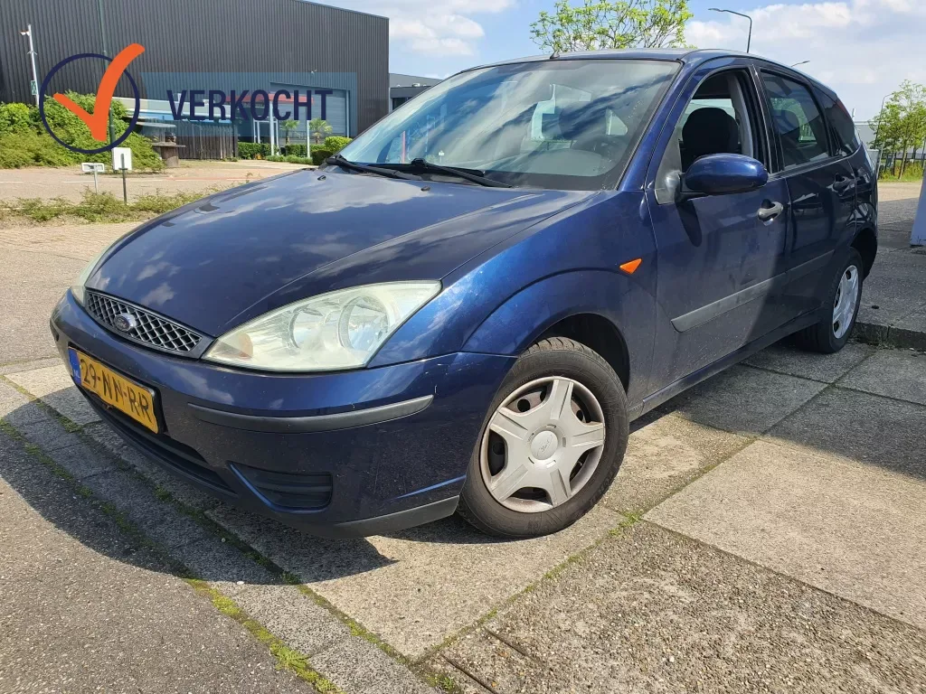 Ford Focus (2004) — foto 1