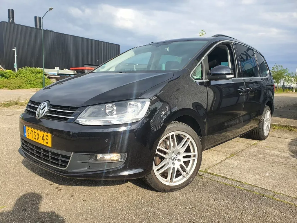 Volkswagen Sharan (2014) — foto 1