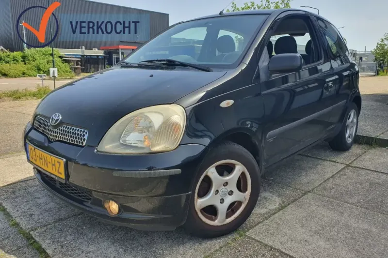 Toyota Yaris (2001)